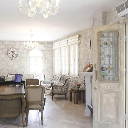 Alya Ruzgari 2* Alaçatı